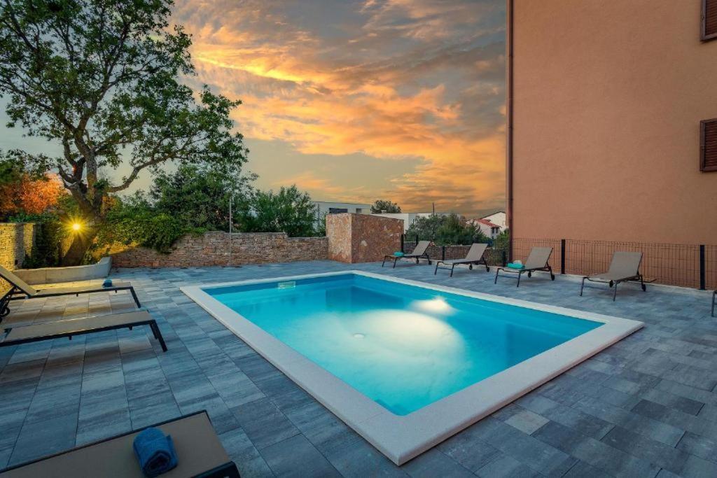 Cesare Apartment, With Swimming Pool And Sea View ลิทซ์ยัน ภายนอก รูปภาพ